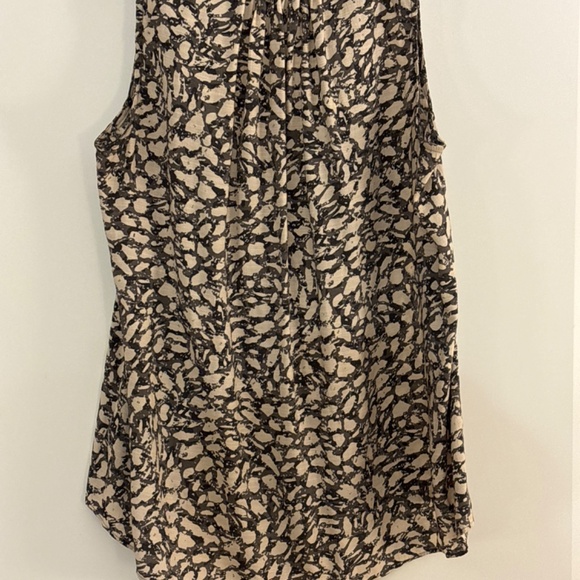 Simply Vera Wang high low top - Picture 4 of 6